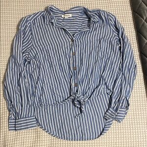 Beachlunchlounge Blue and White Striped Top